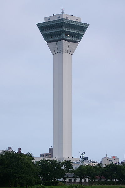 399px-Goryokaku-Tower-01