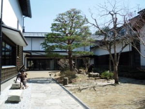 NO.185 　第３回　東海・ビルド　建築見学ツアー　IN　高山・古川　その2