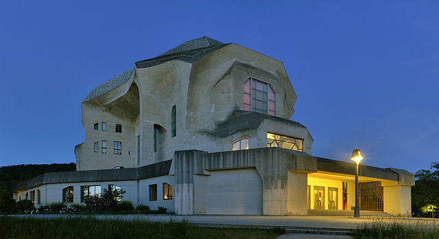 640px-Dornach_-_Goetheanum4